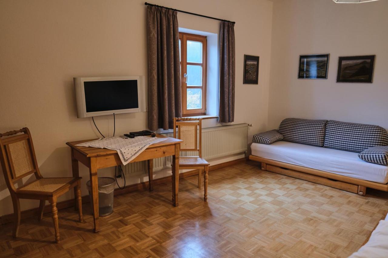 Wirtshaus Im Schloss Fuersteneck Fursteneck Екстериор снимка
